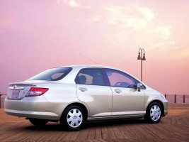 Профессиональное удаление катализатора Honda Fit Aria