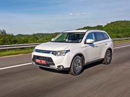 Профессиональное удаление катализатора Mitsubishi Outlander