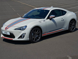 Профессиональное удаление катализатора Toyota GT86